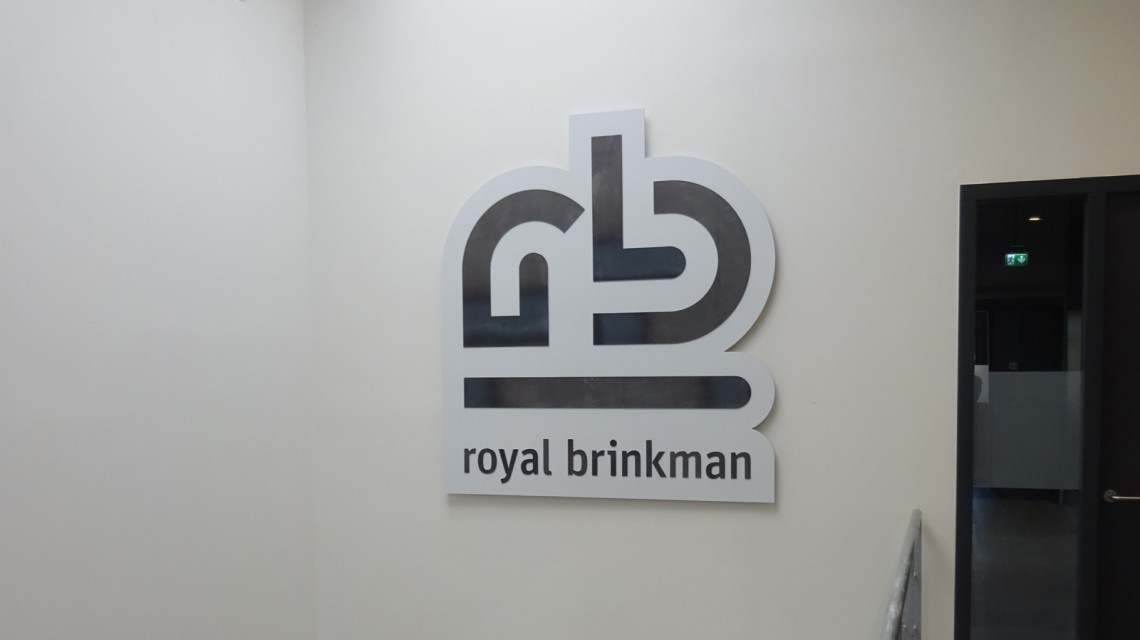 RoyalBrinkmanStaallogo005